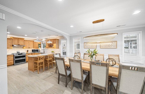 Stone Harbor House | NEW! ONE OF LARGEST POOLS in Stone Harbor 6 BR LUXURY HOME/STEPS TO BEST BEACH