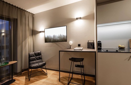 Frankfurt Airport Area House | NEW OPENING / Frankfurt Airport / Design-Serviced-Apartment / XTRA SMART 23 qm