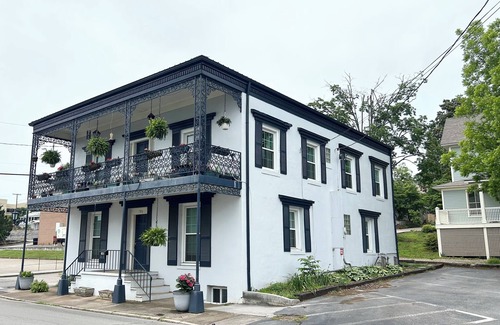 Sweetwater Apartment | New Orleans inspired 2bed/2bath in the heart of Historic District Sweetwater