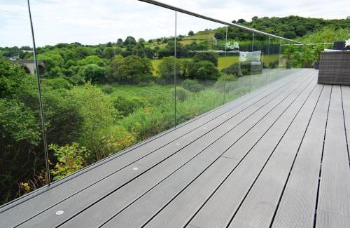 Mabe Apartment | New Panoramic Riverview Apartment With Ev Plug