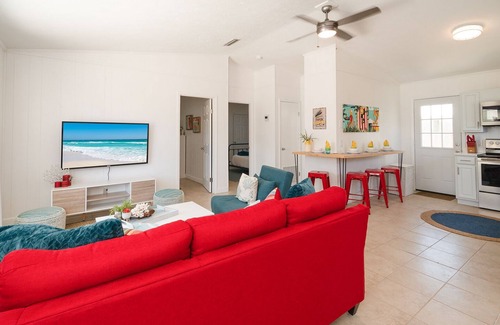 Biltmore Beach House | NEW Pool and Putt-putt! 3 blocks->Beach! Dogs ok, St Andrews 5min drive!