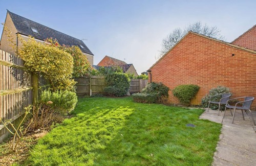 Cheltenham House | *NEW* Prestbury Place | Racecourse | Free Parking