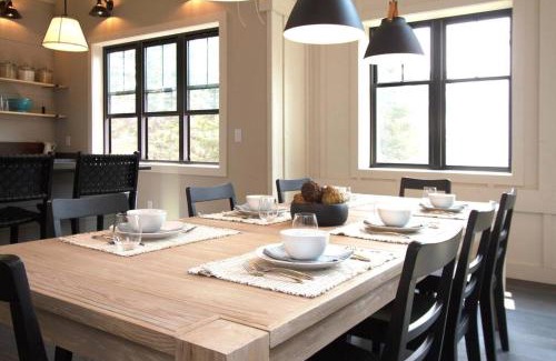 Lutsen Villa | NEW Rustic Modern Cabin at Lutsen Mountains