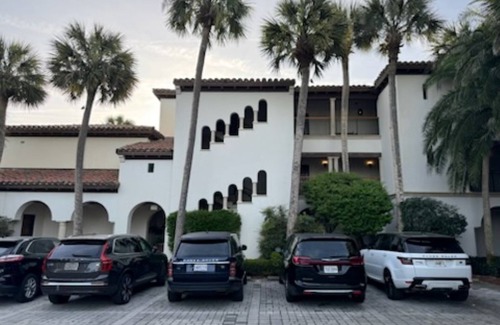 Sea Island Condo | New! Sea Island Oceanview Suite-Direct beach access-Short walk to Beach Club