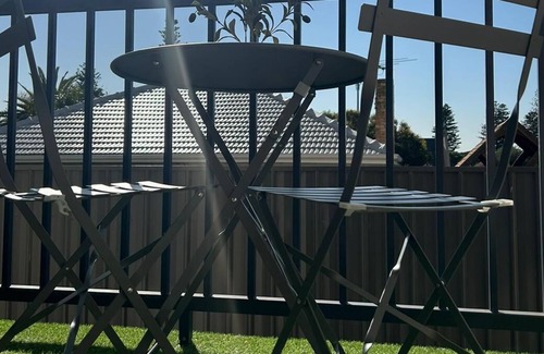 Henley Beach Apartment | New seaside 3 bed in Henley beach !