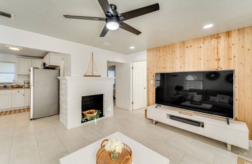 New Smyrna Beach House | New Smyrna Beach Home: 2 Mi to Dtwn