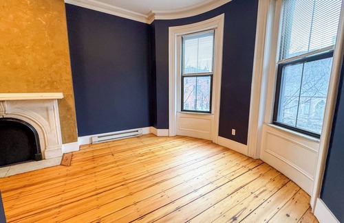 Prudential - St. Botolph Condo | NEW - South End - Luxury Remodel - Walk to Everything - Desirable location