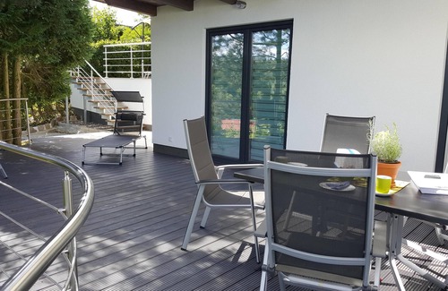 Klein Nemerow House | New spacious holiday home on Lake Tollensesee, free of charge. Wireless Internet access