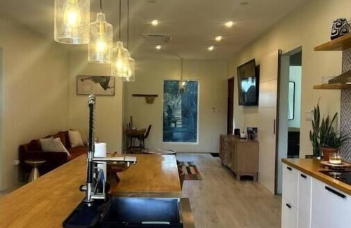 Deanes House | New! St. Silas Garden Villa - 8 minutes away from pristine beaches