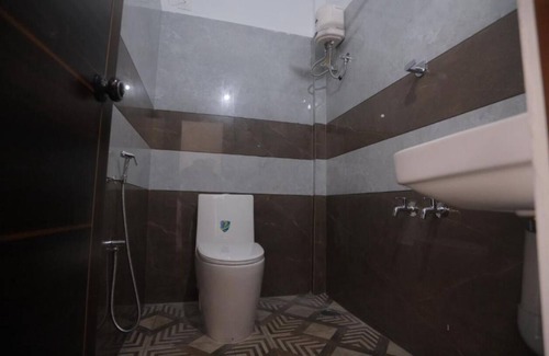 Kothamangalam Hotel | New Star Homes - Room 6