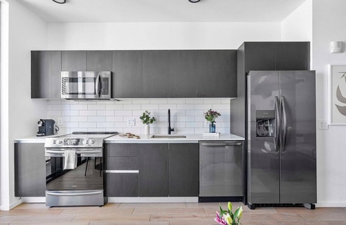 Downtown Miami Apartment | New Studio with No Fees & Free Beach Club Access