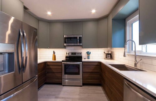 New Smyrna Beach House | NEW Stylish & Cozy Dune Daisy near Beach & Flagler