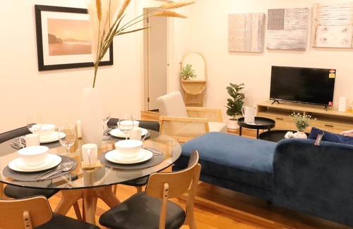 Footscray House | New stylist deluxe central Footscray Melbourne