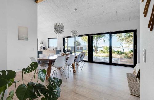 Millinge House | New Summer House From 2021 With Sea View