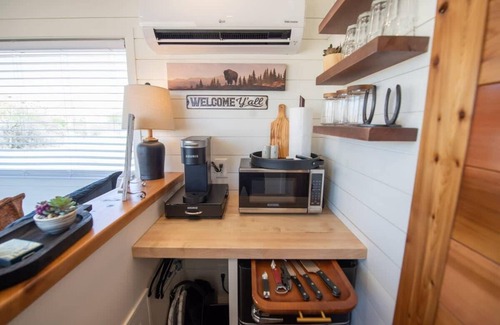 Alpine House | New! The Buffalo-Shipping Container in Alpine