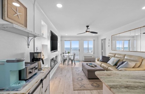 Northeast Virginia Beach Apartment | NEW Updated Oceanfront 2bd 2bth/Beachfront/Pool