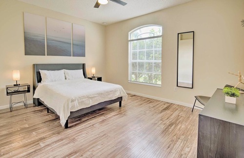 Minneola House | New! Vacation Home ~LED Hot Tub~ Paved Fireplace