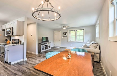 Frank House | Newland Retreat w/Creek, Near Hiking + Wineries!