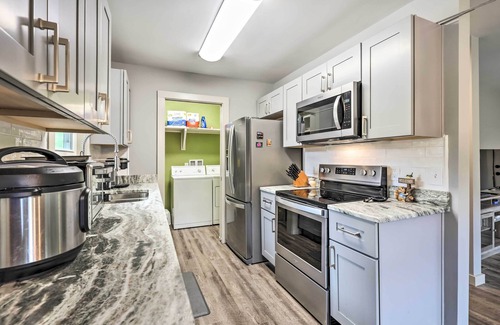 Frank House | Newland Retreat w/Creek, Near Hiking + Wineries!