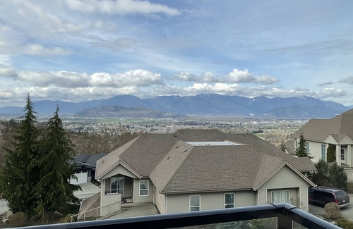 Promontory House | Newly 4 Bedroom house With Majestic mountain views
