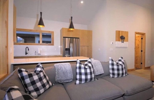 Crested Butte House | Newly built 3-bedroom townhome in Crested Butte with amazing views