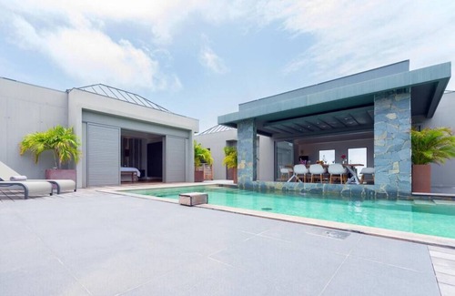 Vitet House | Newly Built Dream Villa LAGON VERT with 2 Pools!