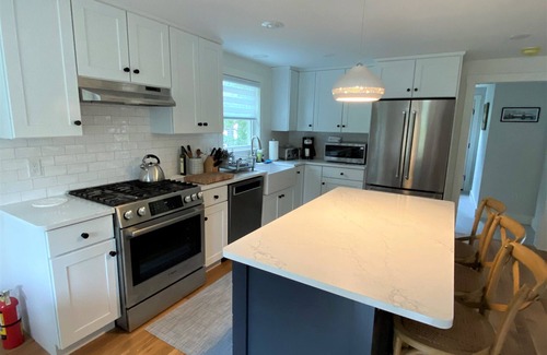 Vineyard Haven House | Newly built house, Central A/C, Walk to ferry, beach, and town