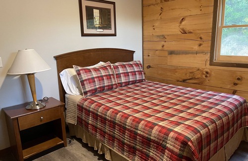 Washington County Cabin | Newly Built Lodge Nestled in a Gorgeous Setting