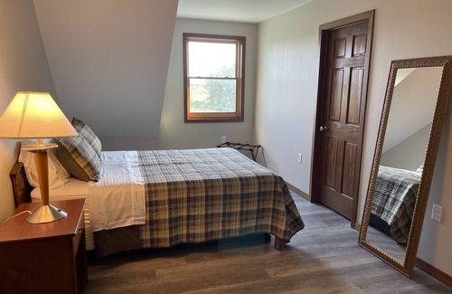 Washington County Cabin | Newly Built Lodge Nestled in a Gorgeous Setting