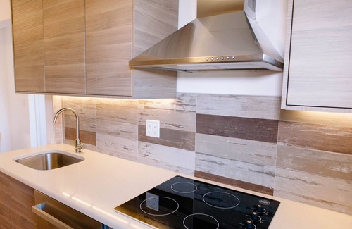 Weehawken Apartment | Newly Entire Renovated Apt, 10min. from Midtown Manhattan