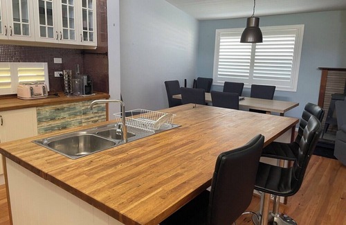 Fishing Point House | Newly furnished 4-bedroom house in fabulous Fishing Point with water views