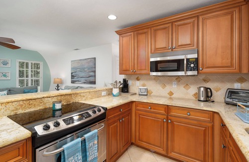 Yacht Club House | Newly Listed, Fully-Stocked Cape Coral Escape with Heated Pool! Dog Friendly.