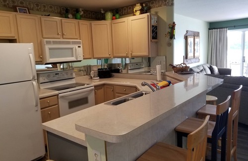 Osage Beach Condo | Newly redecorated!3BR/2BA Walk in Level, Free WIFI.Parkview Bay. Great View!