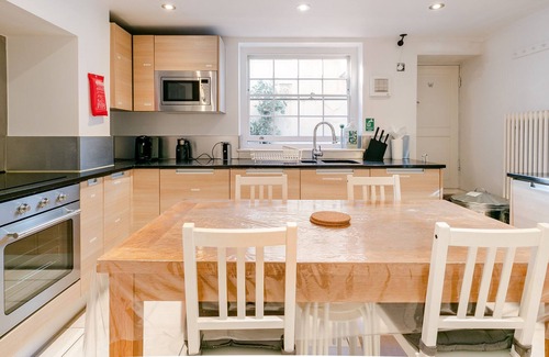 Pimlico House | Newly refurbished Georgian 6-bed 3-bath central townhouse