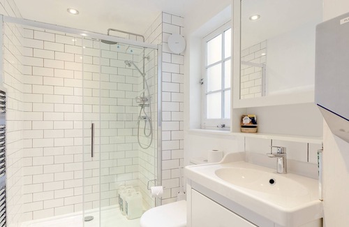 Pimlico House | Newly refurbished Georgian 6-bed 3-bath central townhouse