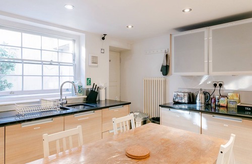 Pimlico House | Newly refurbished Georgian 6-bed 3-bath central townhouse