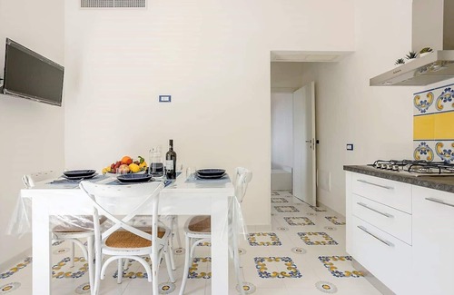 Moiano Apartment | Newly refurbished apartment with hot tub and terrace near Sorrento