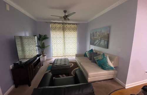 Four Corners Condo | Newly Remodeled 2-bedroom Family-sized condo 15 minutes to the theme park