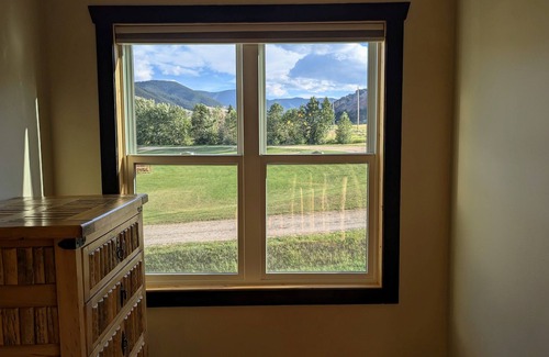 Red Lodge House | Newly remodeled 2-bedroom apartment with AC in Red Lodge