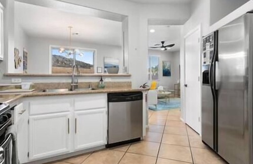 MacDonald Ranch House | ❤️Newly Remodeled 3BR Vegas home w Pool & Spa!