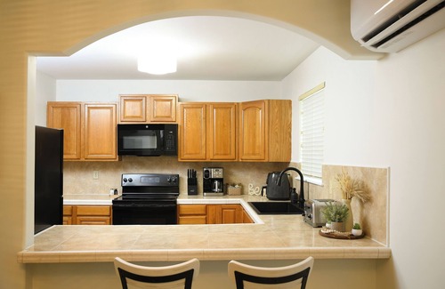 George Town Condo | Newly Remodeled Hillside Unit at the Hideaways