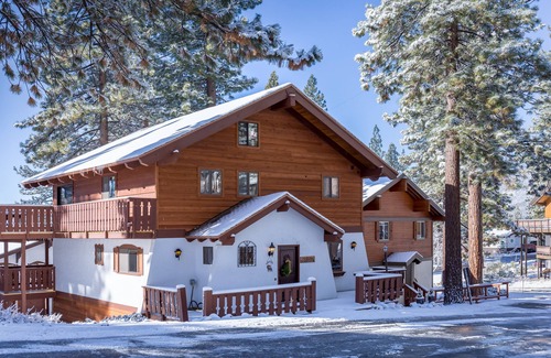 Incline Village House | Newly Remodeled Luxurious Craftsman Home