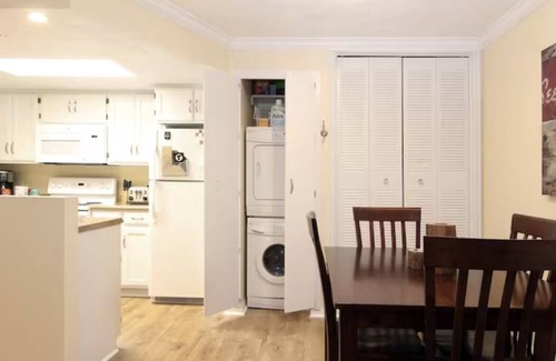 Sugar House Condo | Newly Remodeled Sugar House Unit/Long-STAYS OKAY