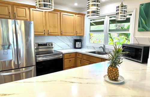 Kaanapali Cottage | Newly Remodelled 4-bedroom cottage in Amazing Kaanapili with ACs