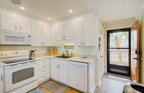 North Myrtle Beach Condo | Newly Renovated 2BR/2B Oceanfront & Inlet View Gated Condo With Pool - Sleeps 6