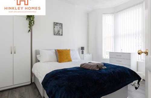 Bootle House | Newly renovated 4bed - Free parking - City Links By Hinkley Homes Short Lets & Serviced Accommodation