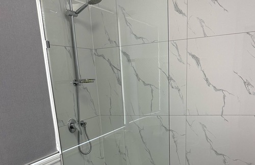Upper Coomera House | Newly renovated clean townhouse
