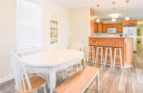 Montego Bay House | Newly renovated home in much sought after Montego Bay Community. 2 Pools and tennis
