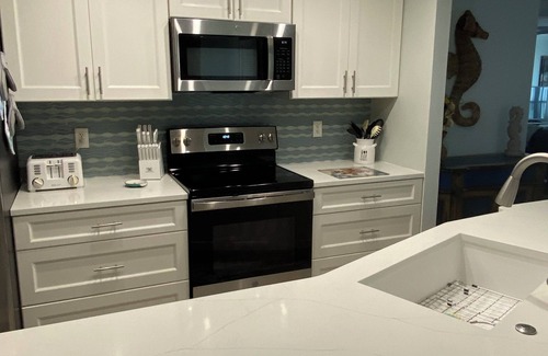 Ponce Inlet Condo | Newly Renovated Relaxing Beachfront Getaway in Ponce Inlet