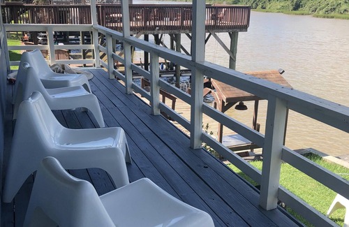 Matagorda House | Newly Renovated Riverfront Escape with Stunning Oak Floors & Prime Fishing!